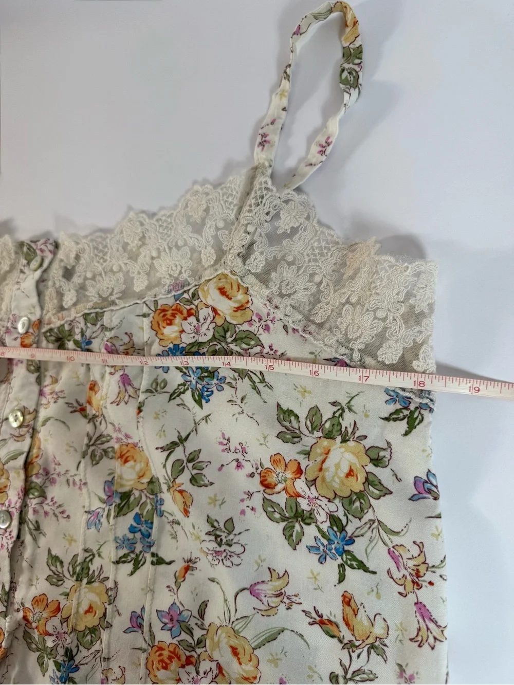 Living doll Cream Floral Lace-Trim Top with Flowers Women’s Size M - Picture 8 of 13